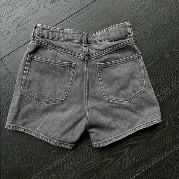 Women’s shorts Weekday - Picture 2 of 2